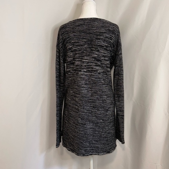 Women’s Long Sleeve Sweater Top - Picture 4 of 4